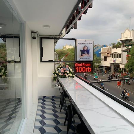 Rosalyne Sleepbox Malioboro 3 Yogyakarta Exterior foto