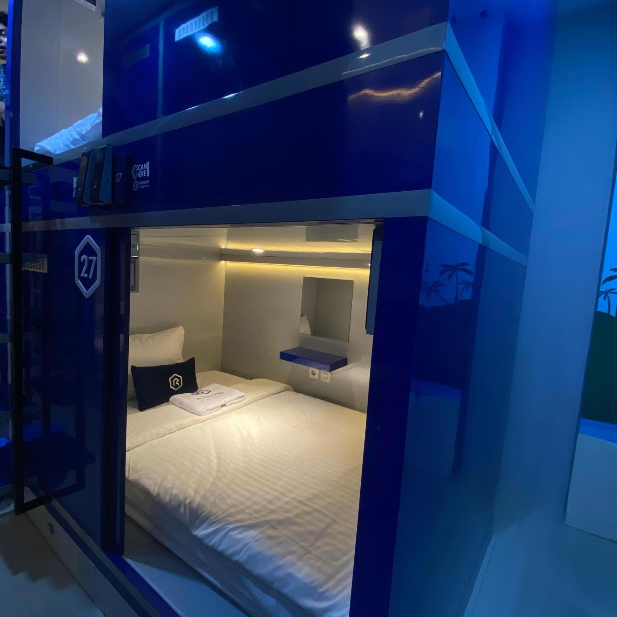 Rosalyne Sleepbox Malioboro 3 Yogyakarta Exterior foto