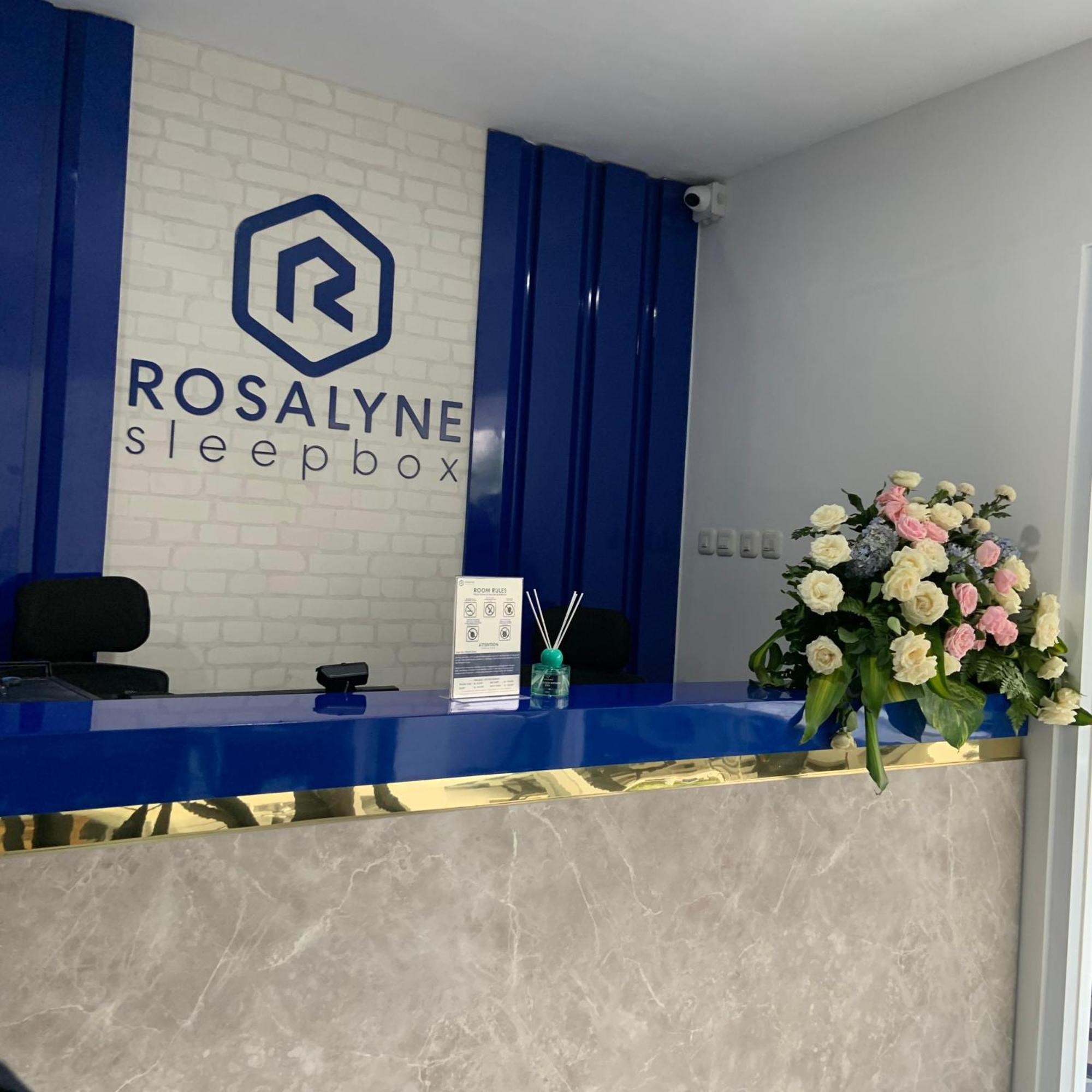 Rosalyne Sleepbox Malioboro 3 Yogyakarta Exterior foto