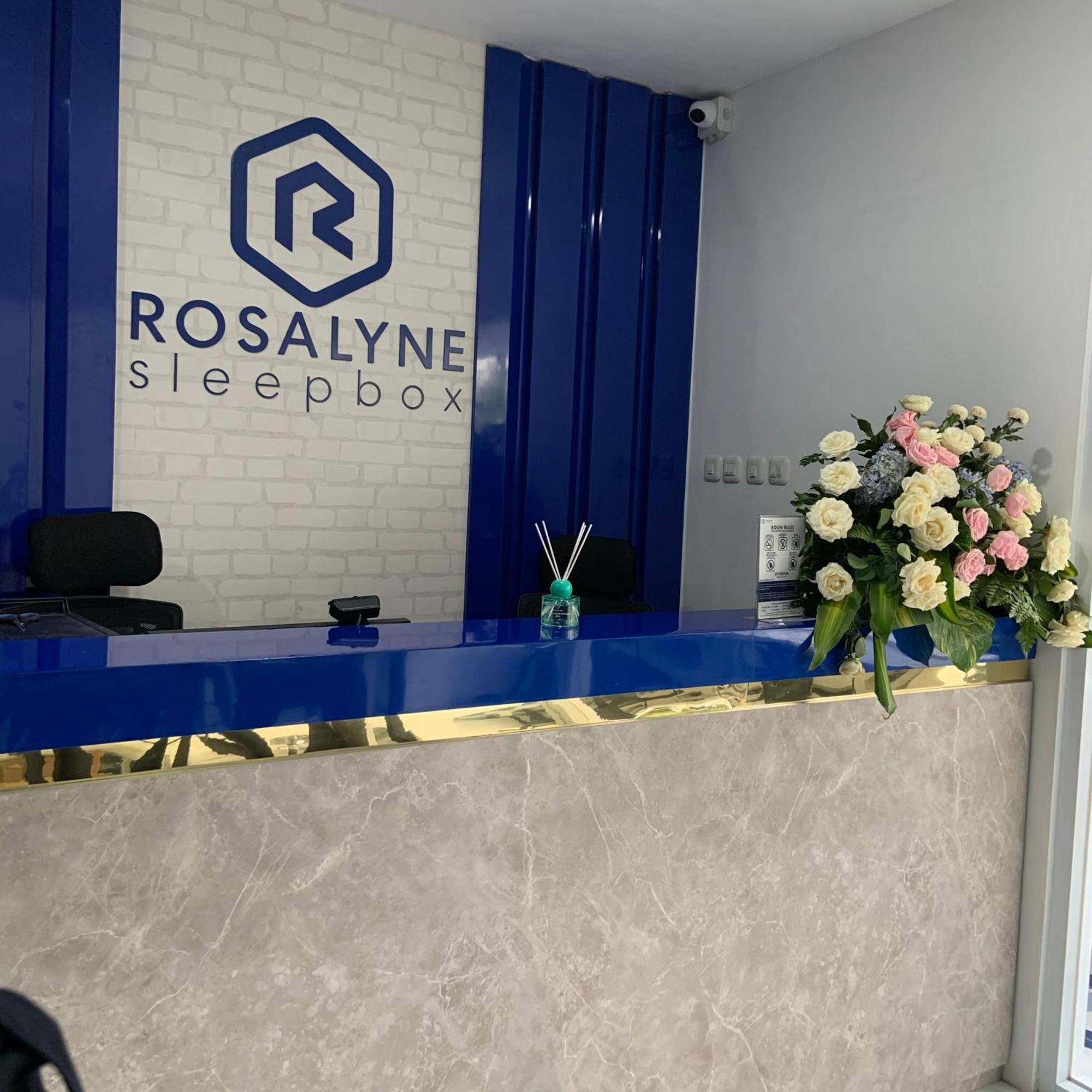 Rosalyne Sleepbox Malioboro 3 Yogyakarta Exterior foto